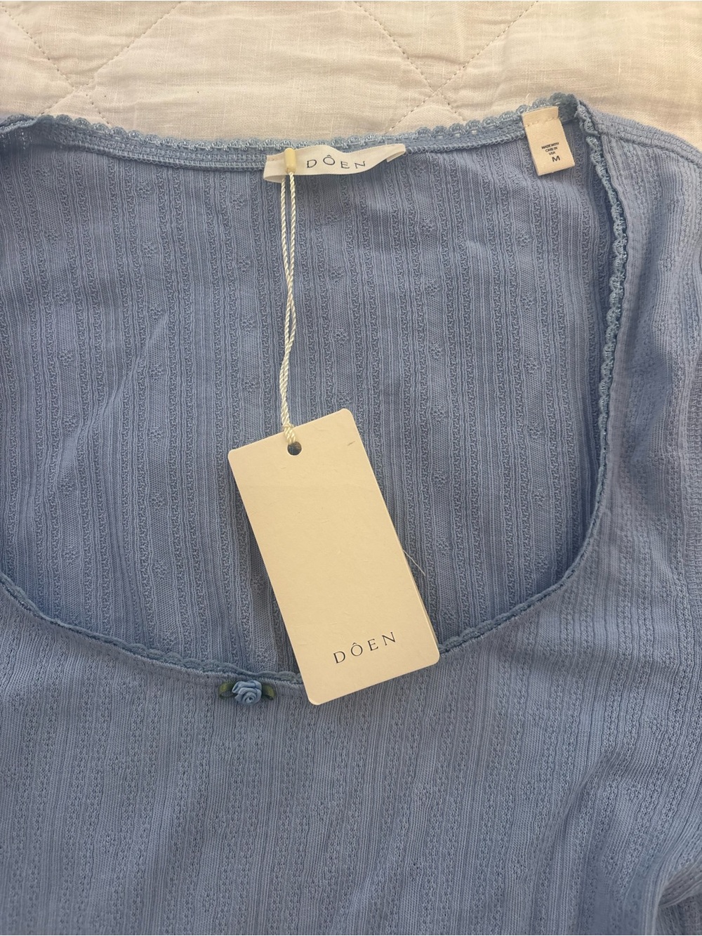 NWT Doen Baez Tee - size medium - Picture 3 of 4